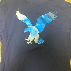 Ocean blue American eagle eagle logo shirt